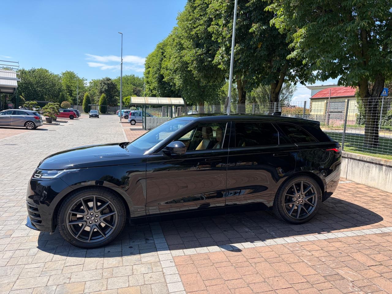 Land Rover Range Velar 3.0D l6 300 CV R-Dynamic HSE
