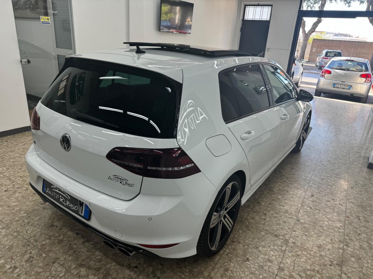 Volkswagen Golf R 2.0 DSG 5p.