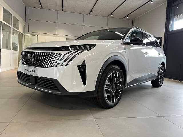Peugeot 5008 Hybrid 136 e-DCS6 GT