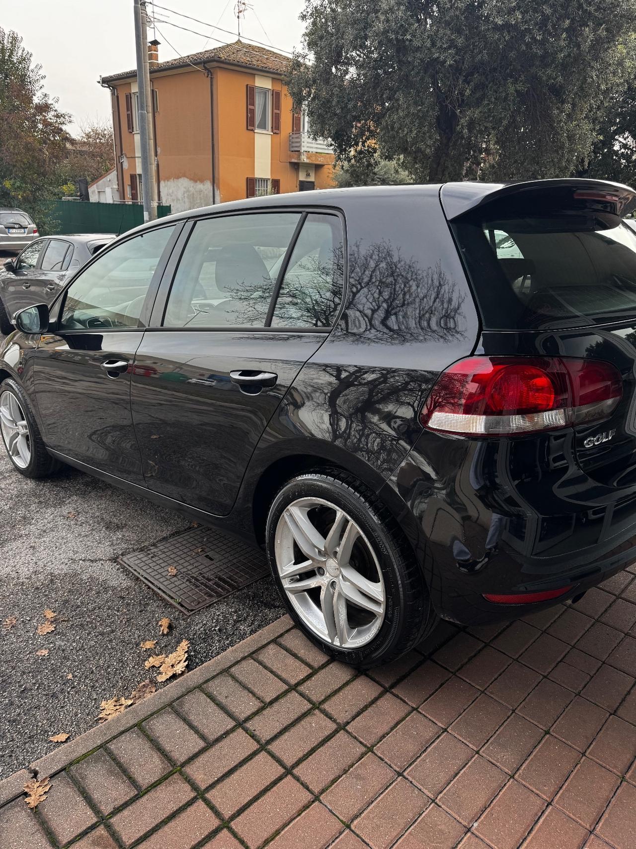 Volkswagen Golf 1.6 TDI 5p.