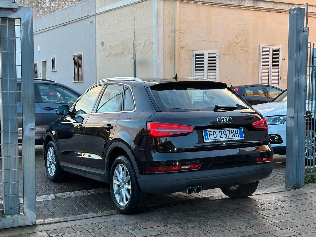 Audi Q3 2.0 TDI 120cv NEOPATENTATI - 2016