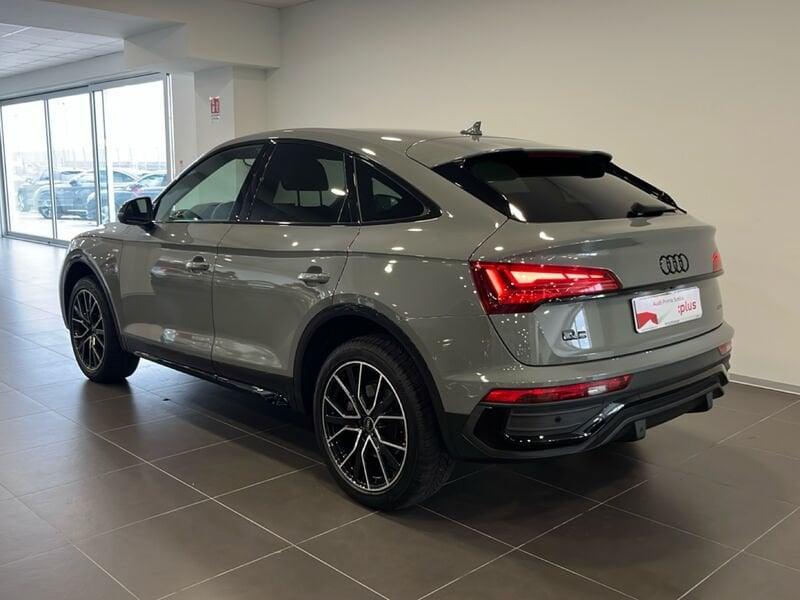 Audi Q5 SPORTBACK 40 TDI QUATTRO S TRONIC S LINE IDENTITY BLACK
