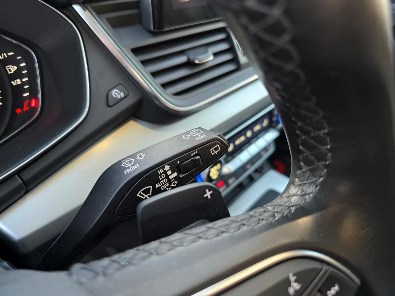 Audi Q5 35 TDI S tronic Business