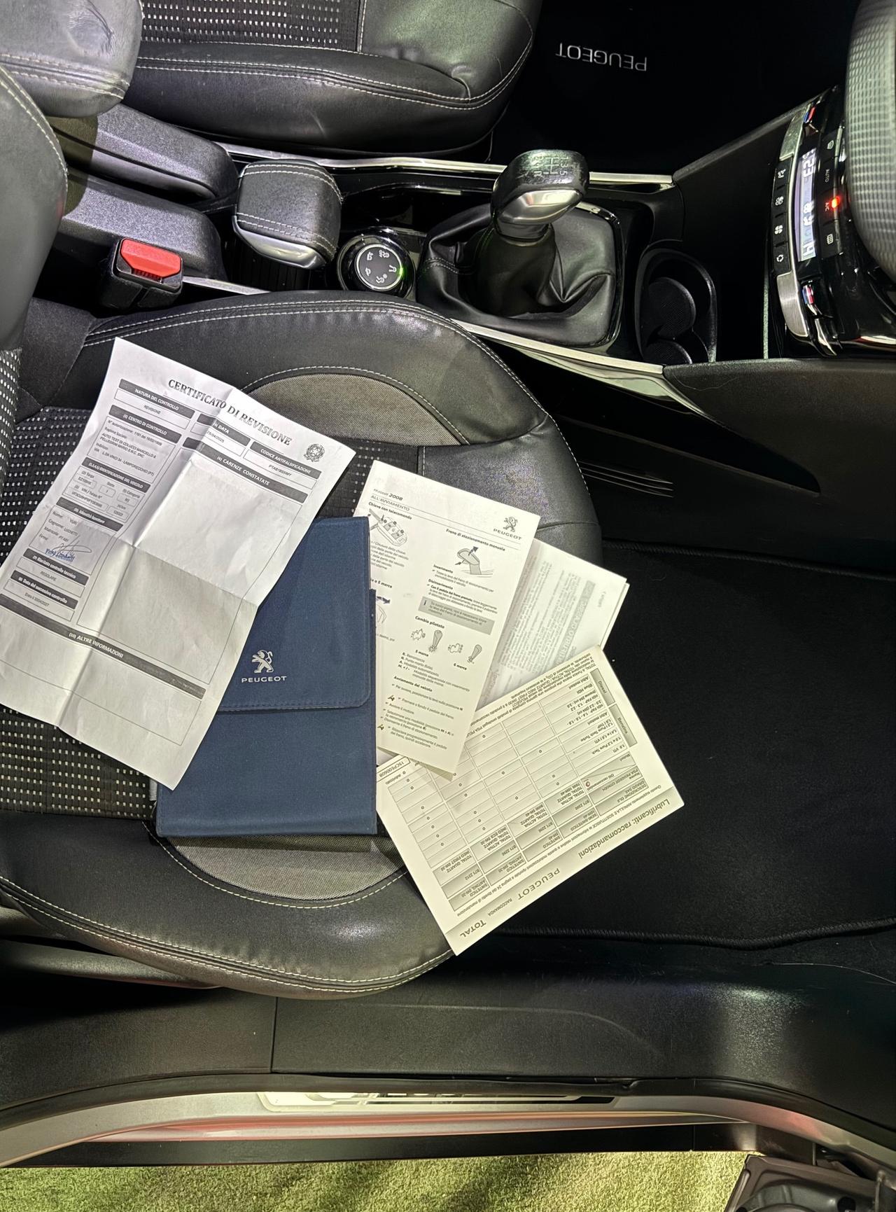 Peugeot 2008 1.6 e-HDi 92 CV Allestimento Allure top di gamma