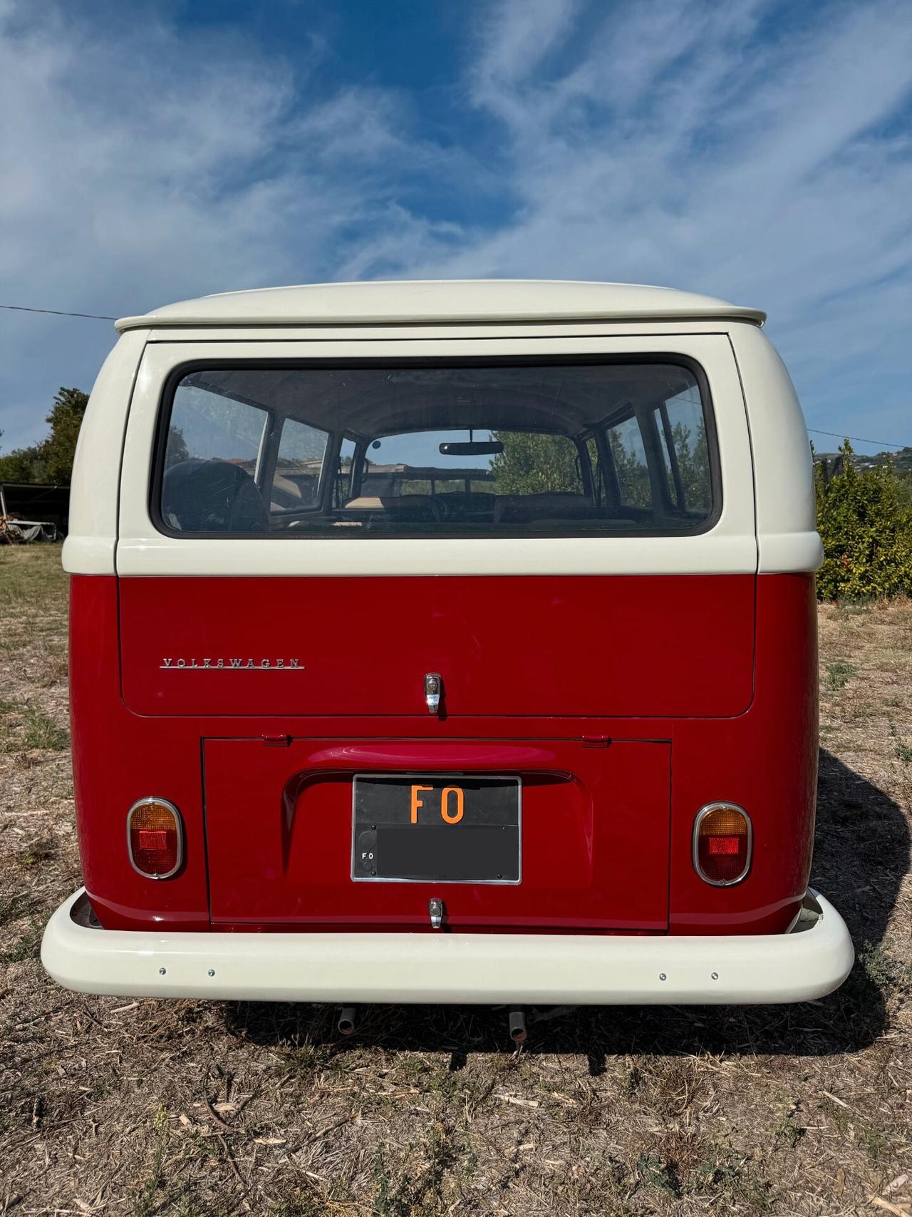 Volkswagen T2 bicolor