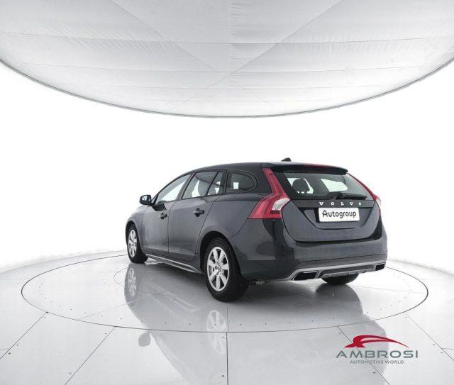 VOLVO V60 D2 1.6 Kinetic- AUTOCARRO N1 - PER OPERATORI DEL S