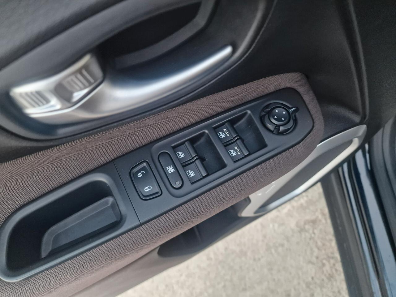 Jeep Renegade 2.0MTJ 140CV Night Eagle