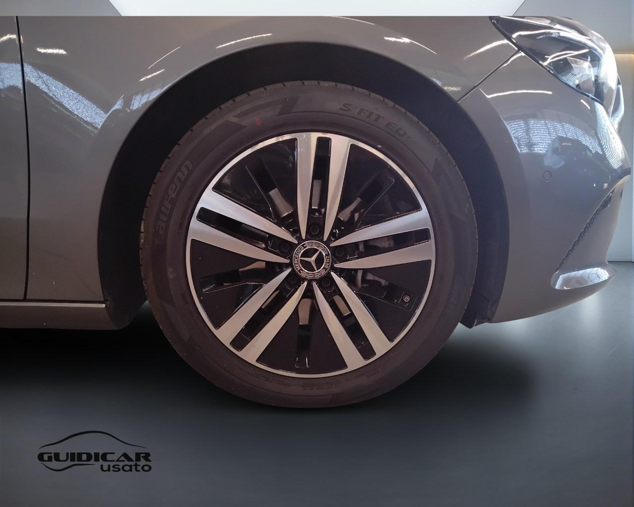Mercedes-Benz Classe B - W247 2018 - B 200 d Sport Plus auto
