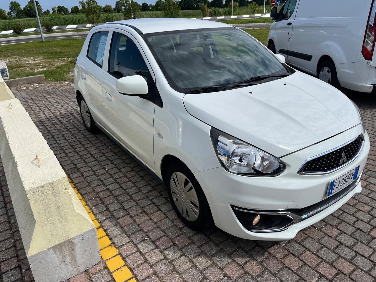 Mitsubishi Space Star 1.0 Invite