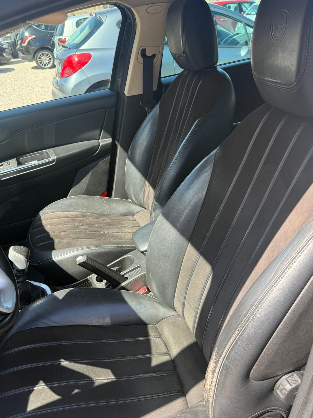 Lancia Delta 1.6 MJT DPF Business