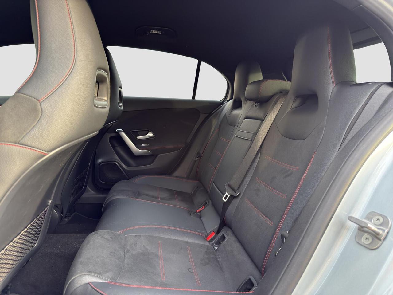 Mercedes-benz A 180d 1.5 116cv Automatica Premium Plus AMG 2025