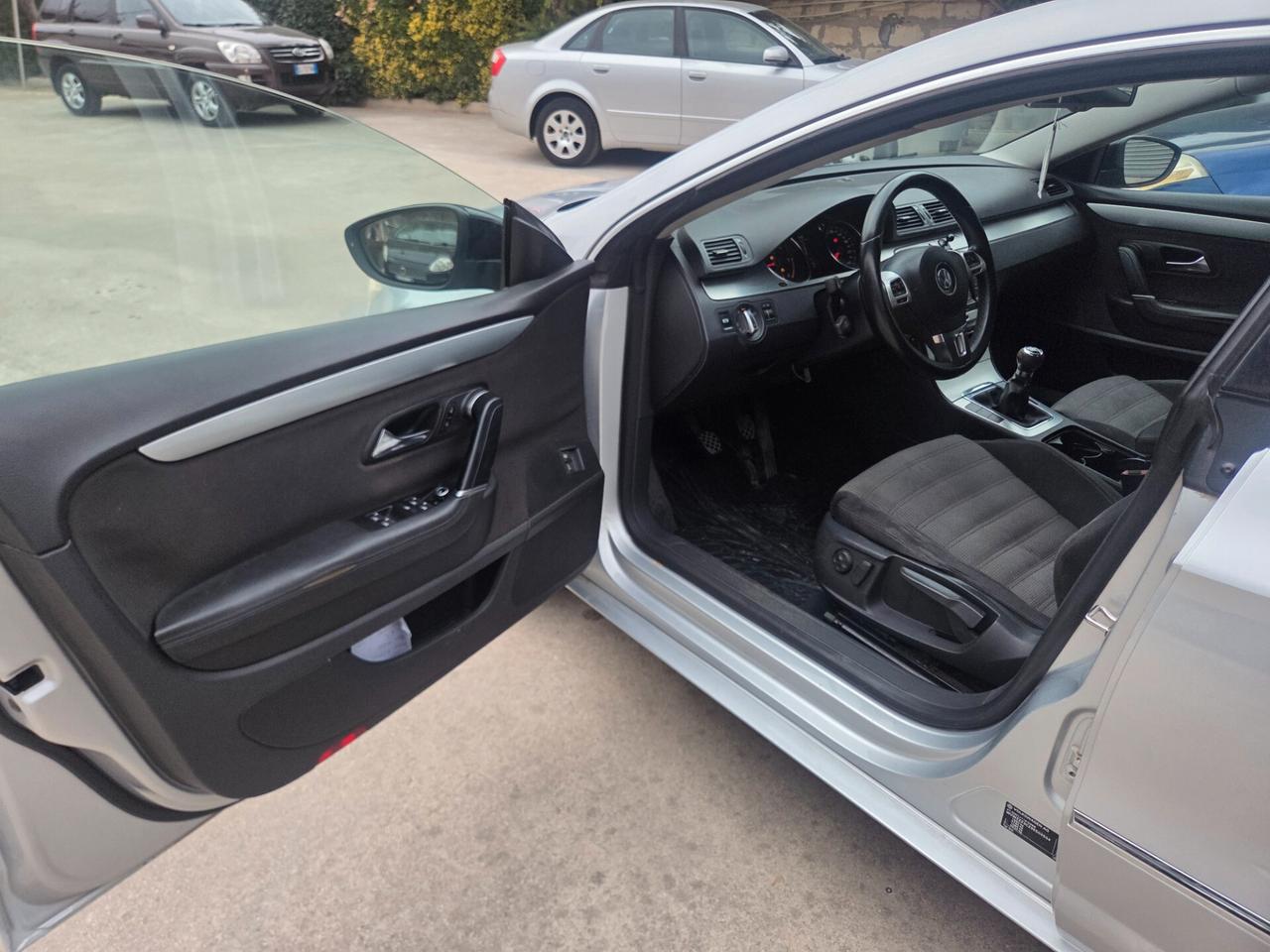 Volkswagen Passat CC 2.0 TDI DPF