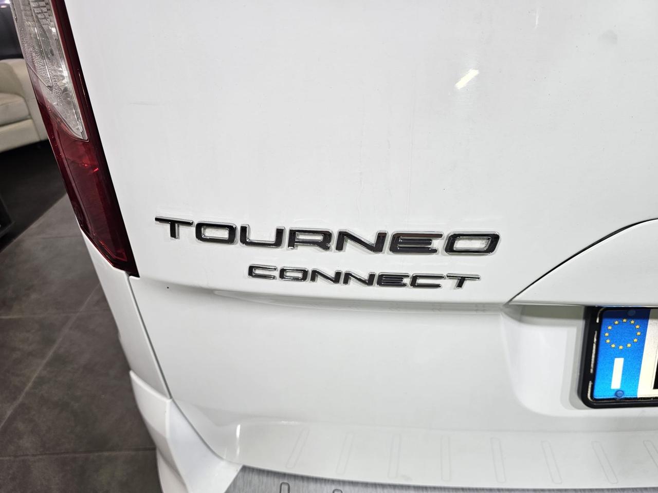 Ford Tourneo Connect 1.6 TDCi 115 CV Titanium