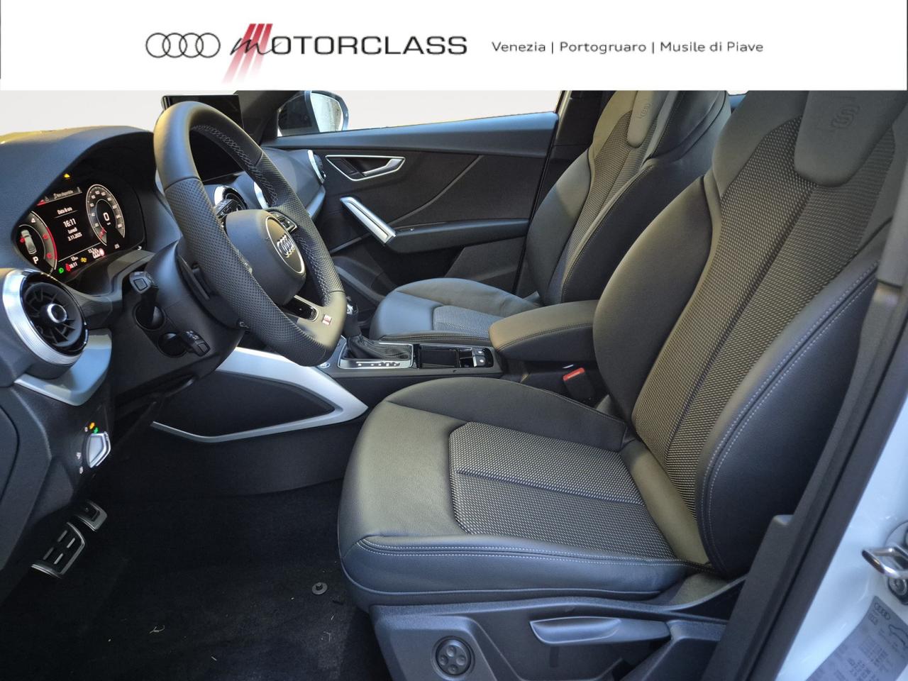 Audi Q2 35 2.0 tdi identity black s tronic