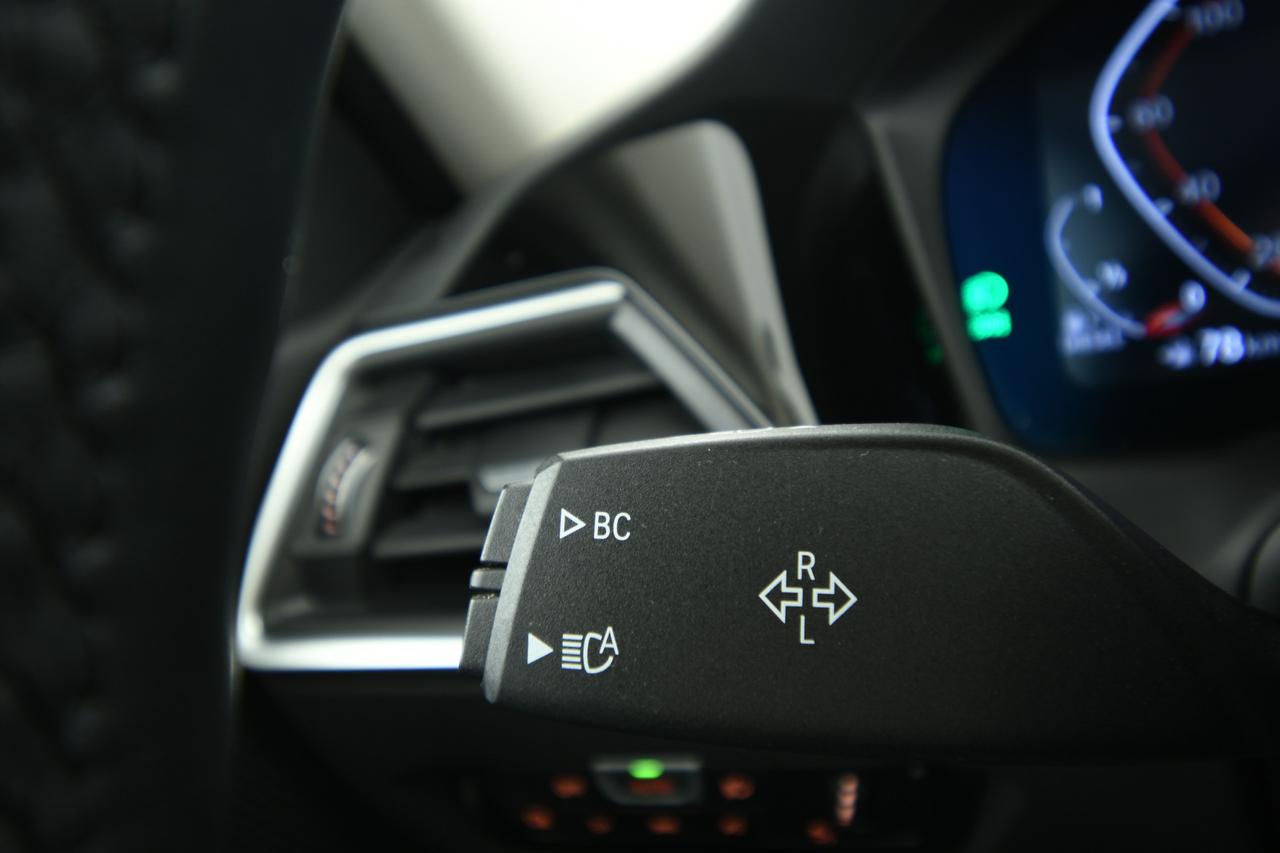 BMW 320d Touring mhev 48V Business Advantage auto