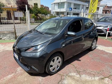 Toyota Aygo 69 CV *AUTOMATICA
