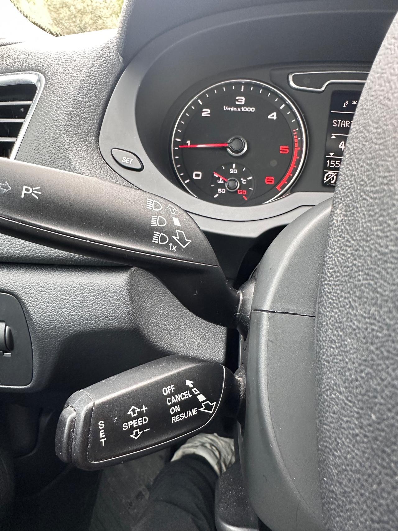 Audi Q3 2.0 TDI Advanced-2013 LED/17"