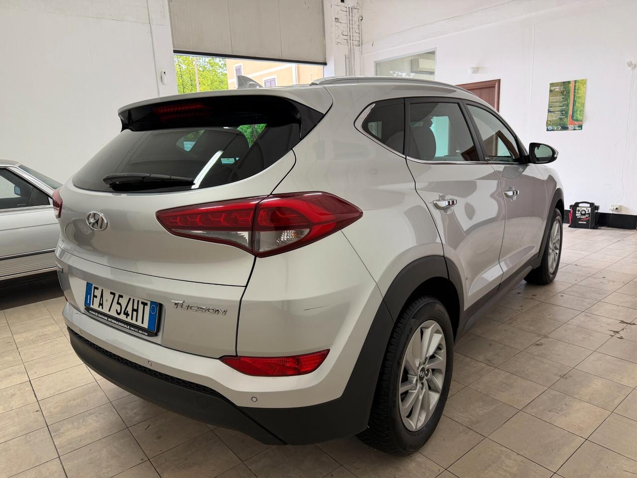 Hyundai Tucson 1.7 CRDi XPossible OK NEOPATENTATI E6