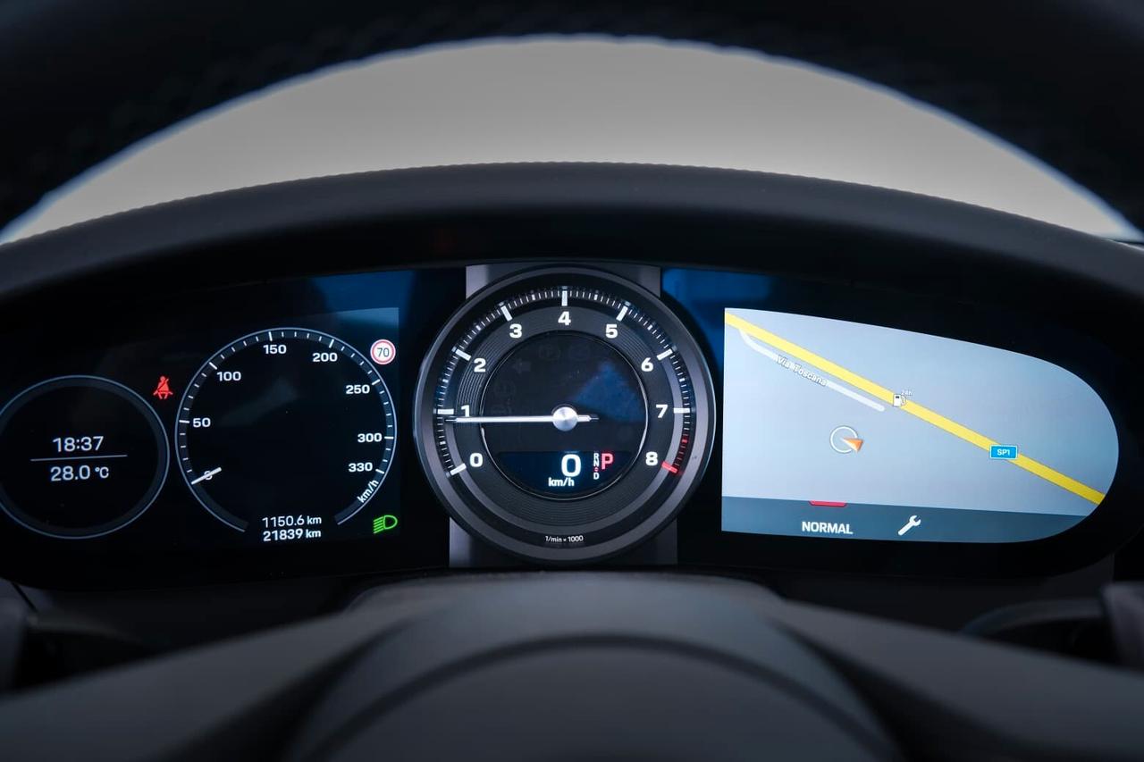 Porsche 911 Cabrio 3.0 Carrera auto