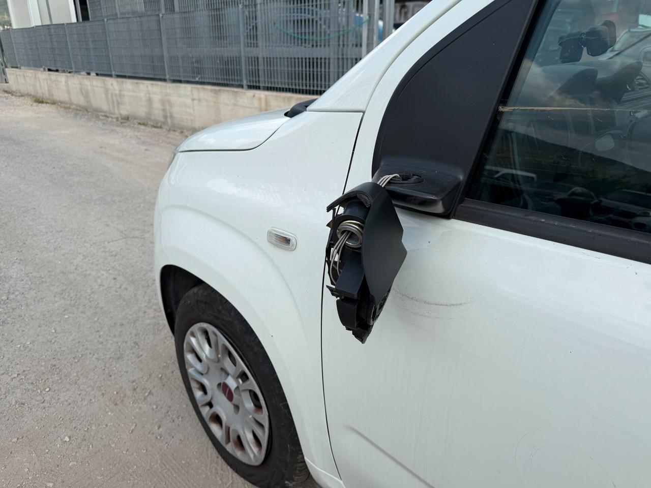FIAT PANDA 2020 1.2 BENZINA 69 CV *AIRB OK