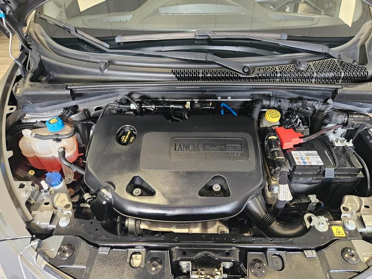 Lancia Ypsilon 0.9 TwinAir 5 porte Metano Ecochic Gold 84CV