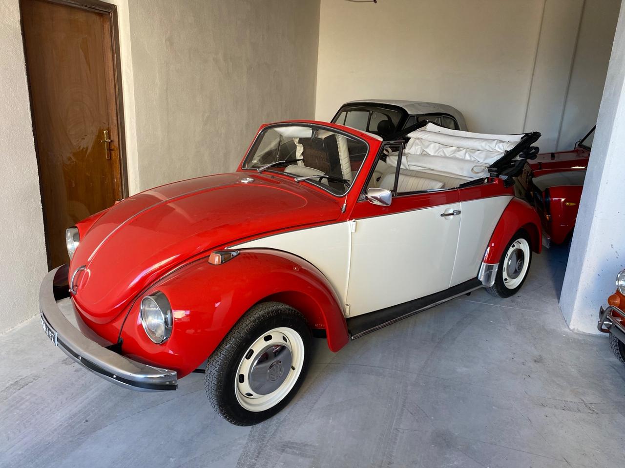 Volkswagen Maggiolino cabrio