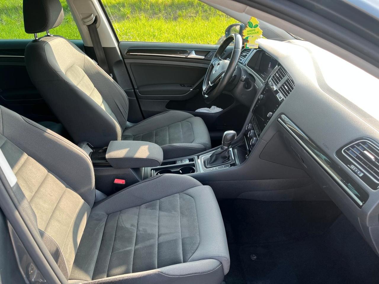 Volkswagen Golf 2.0 TDI DSG 5p. Highline