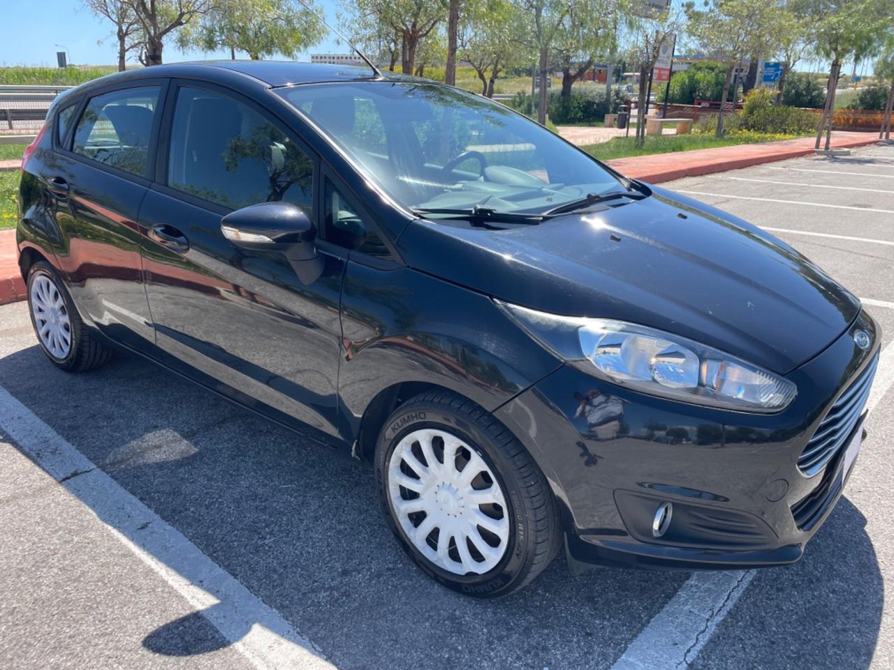 Ford Fiesta 1.5 TDCi 75CV 5 porte Titanium