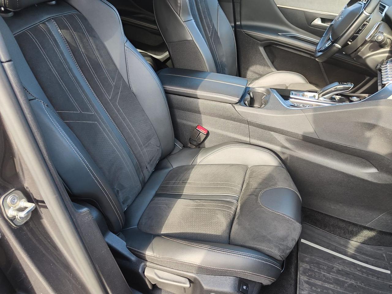 Peugeot 3008 GT 1.5 Blue HDI 130 EAT8 #9213