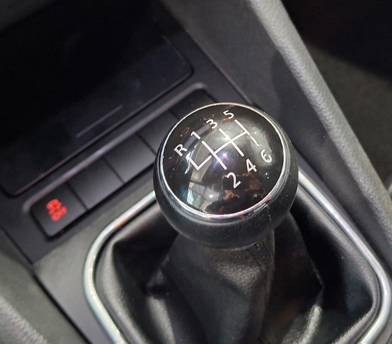 Volkswagen Golf 6 1.6 TDI Highline BlueMotion