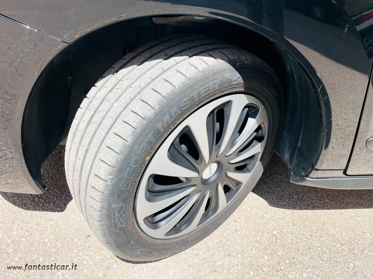 Peugeot 3008 1.6 HDi 115CV Access