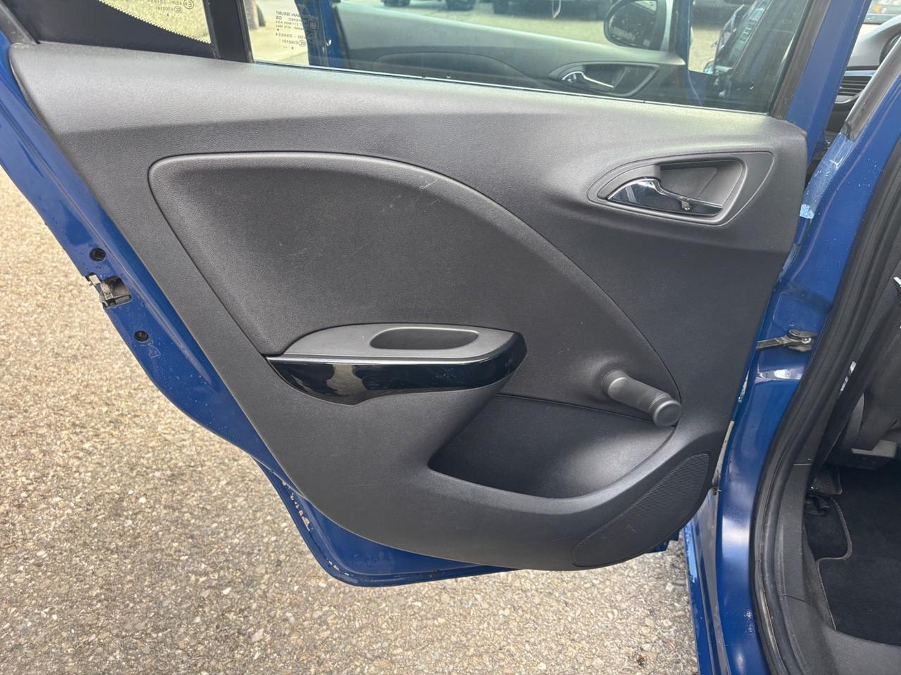 Opel Corsa 1.4 90CV GPL INCIDENTATA