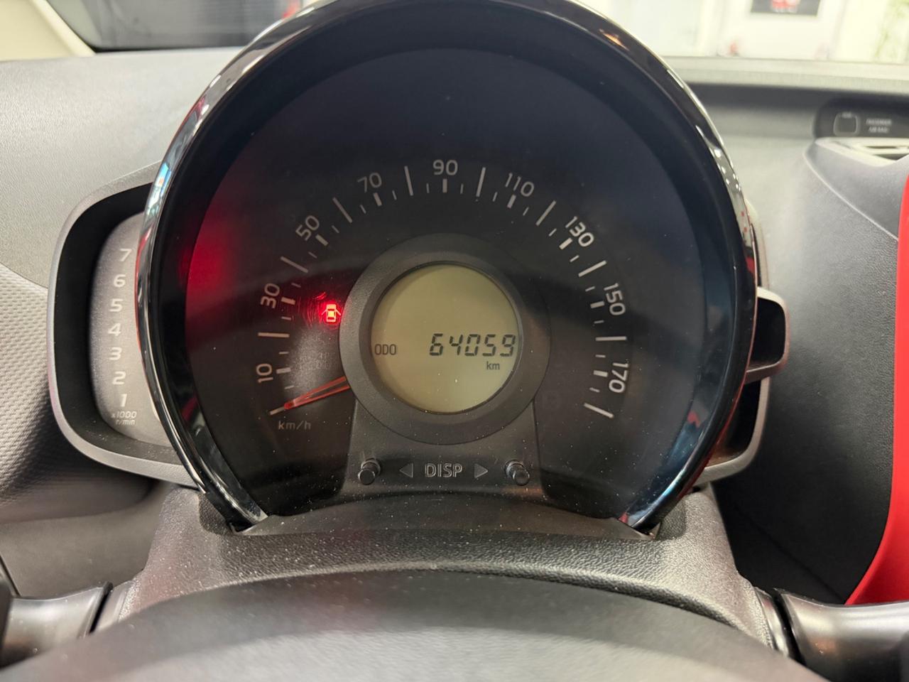 Citroen C1 VTi 68 ETG 5 porte Shine