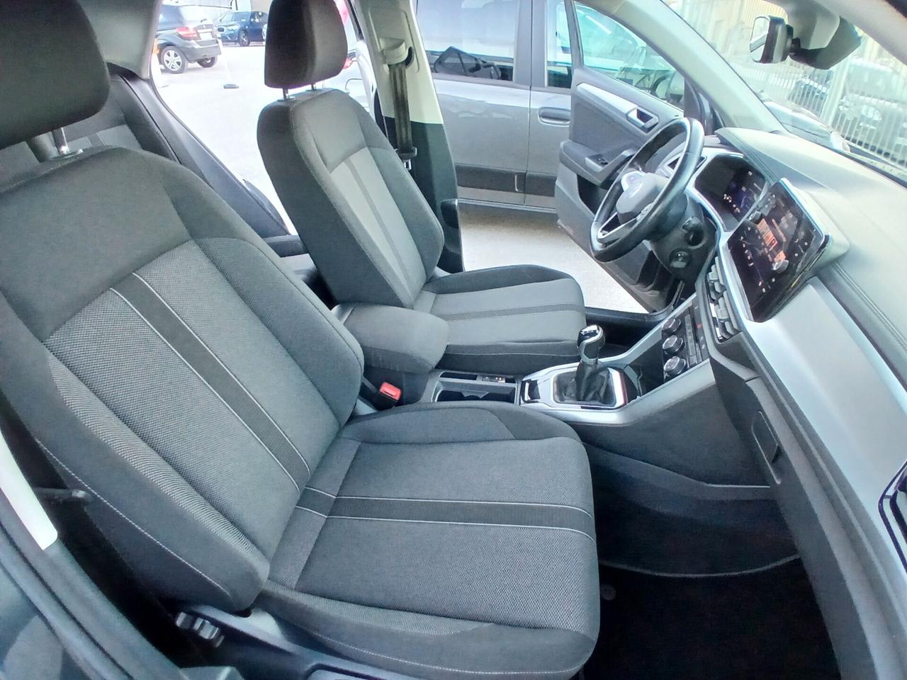 VOLKSWAGEN T-ROC 1.0 TSI 110CV 2023