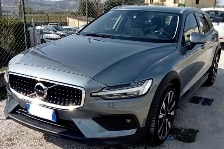 Volvo V60 Cross Country V60 Cross Country B4 (d) AWD Geartronic Business Pro Line