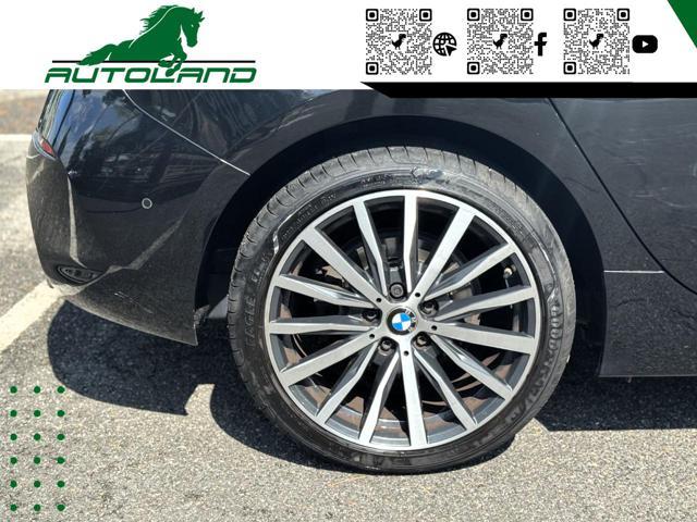 BMW 118 d 5p. Luxury150 CV Cerchio18"Pack Manutenzioni