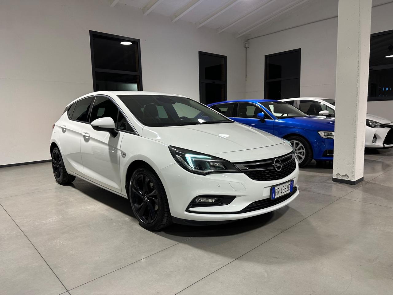 Opel Astra 1.6 CDTi 110CV Start&Stop 5 porte Innovation