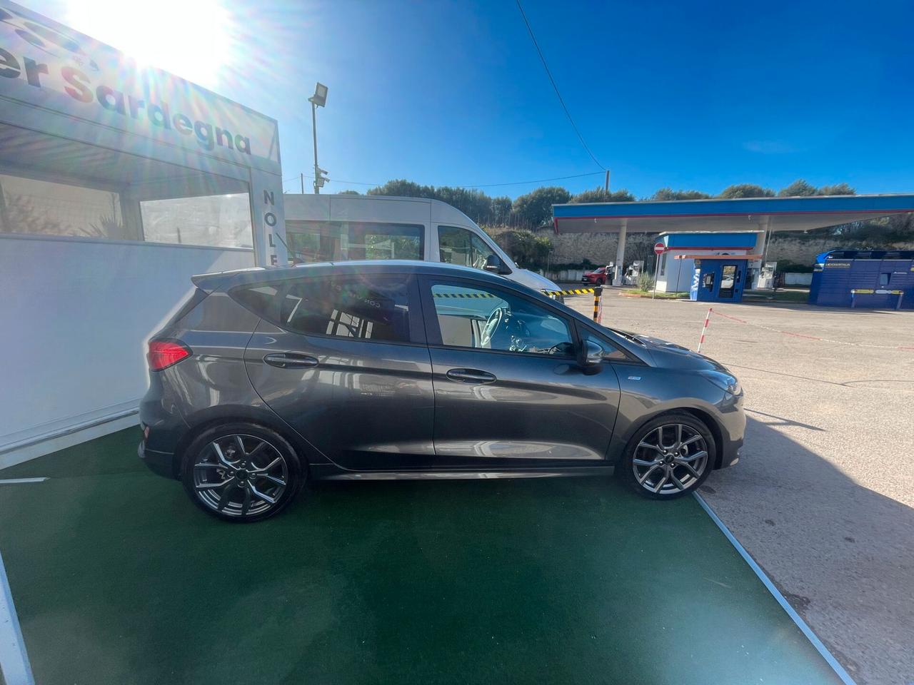 Ford Fiesta 1.0 Ecoboost Hybrid 125 CV 5 porte ST-Line