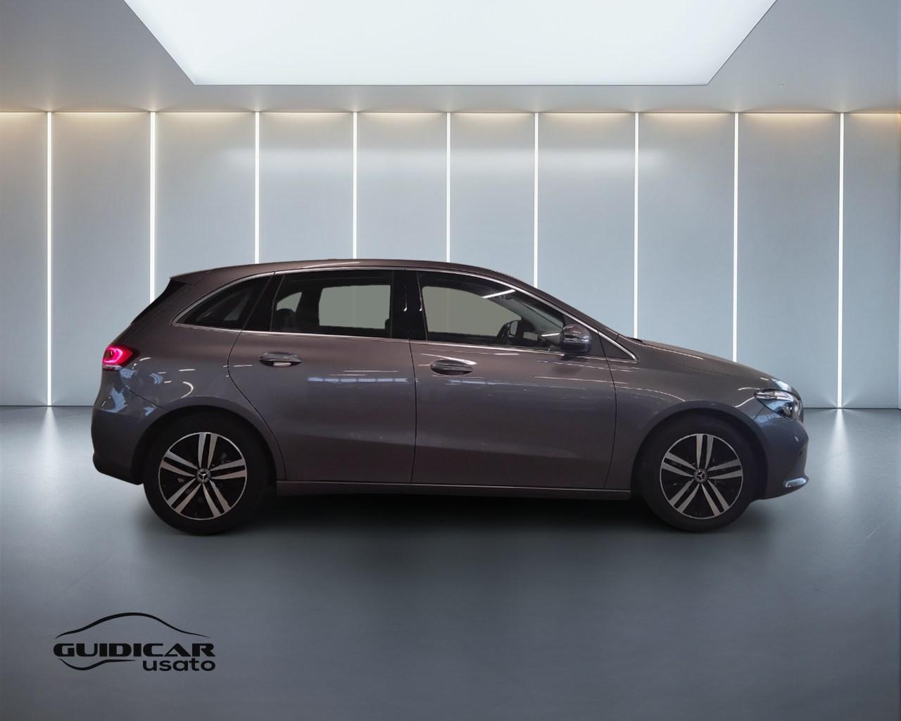 Mercedes-Benz Classe B - W247 2018 - B 200 d Sport Plus auto