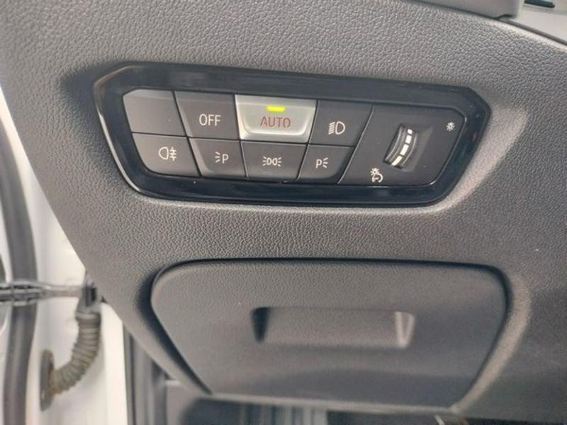 BMW Serie 3 318d Touring Business Advantage aut.