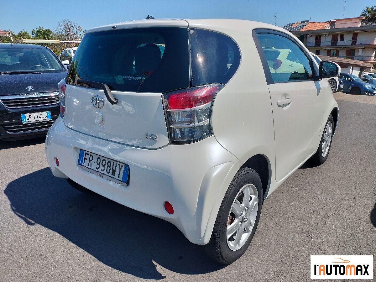 TOYOTA - iQ 1.0 Sol