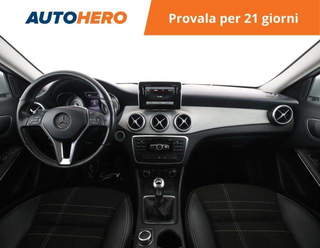 MERCEDES-BENZ GLA 200 CDI Sport