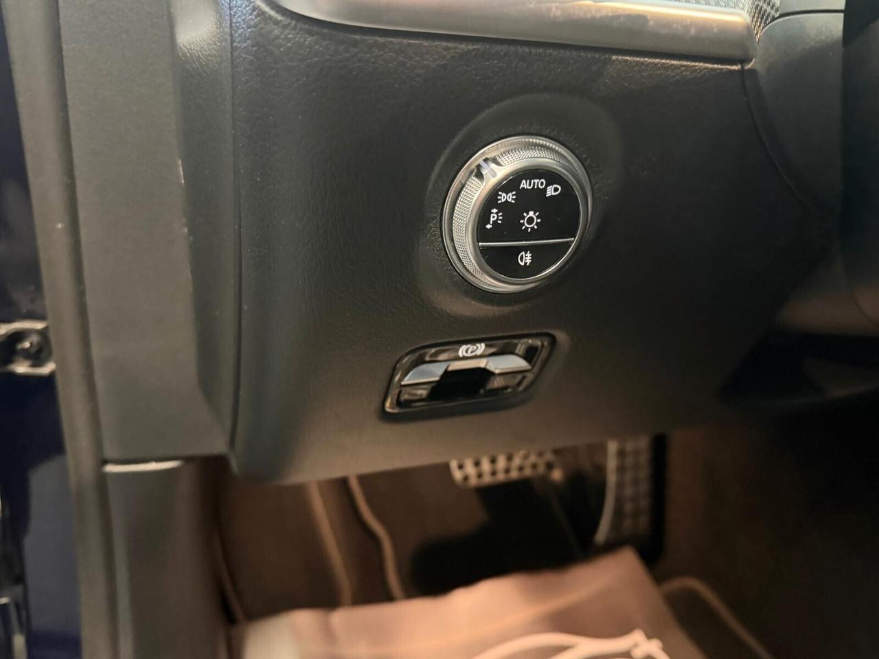 MERCEDES CLASSE C220D PREMIUM 2.0 MHEV 200CV PELLE NAVI CAM ANNO 2022