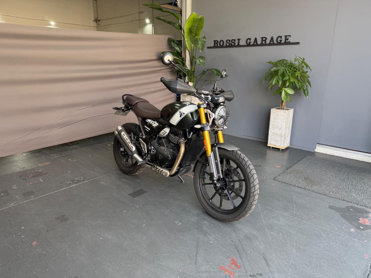 Triumph Scrambler 400 X400 MATT KHAKI GREEN