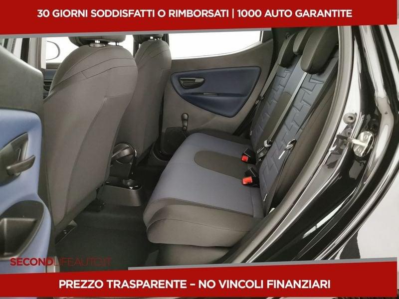 Lancia Ypsilon My24 1.0 Firefly 70 CvStart&Stop Hybrid Platino