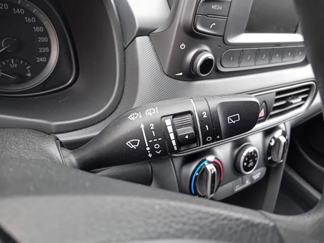 HYUNDAI Kona 1.0 BENZINA MANUALE 120CV OK NEOPATENTATO