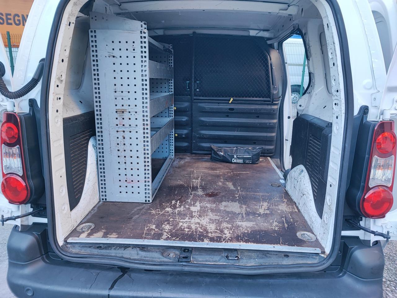 Peugeot Partner 3 Posti Euro 6 IVA COMPRESA