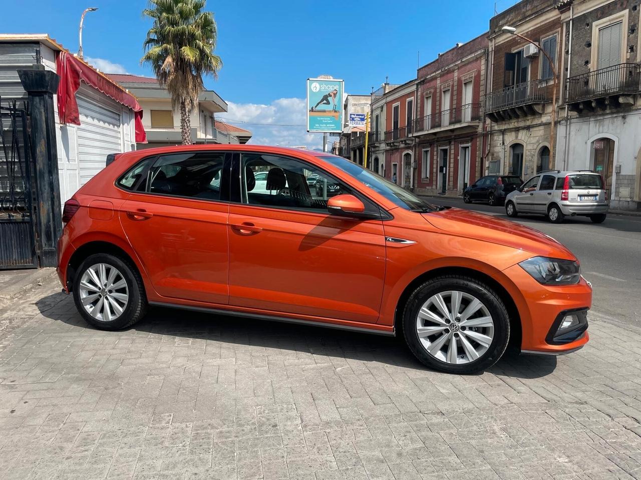Volkswagen Polo 1.6 TDI 95 CV 5p. R-Line PER NEOPATENTATI