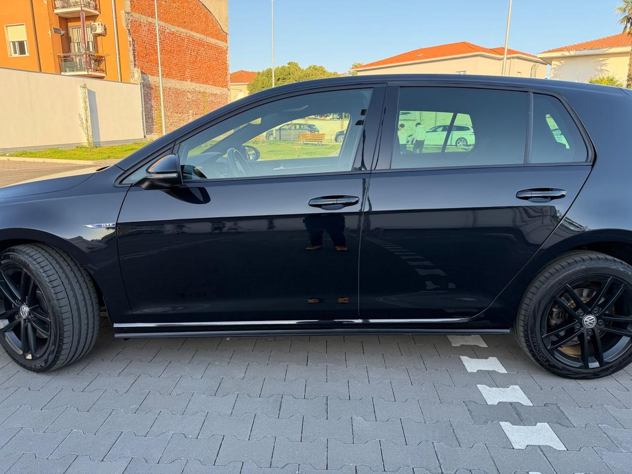 Volkswagen Golf 1.4 TSI GTE PHEV Executive #10313