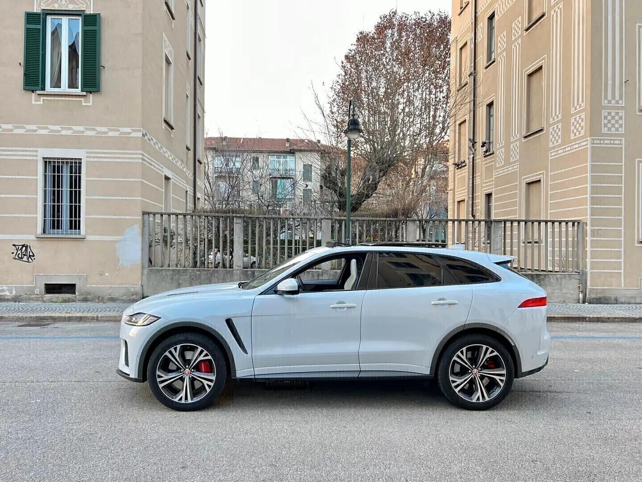 Jaguar F-Pace 5.0 V8 550 CV AWD aut. SVR
